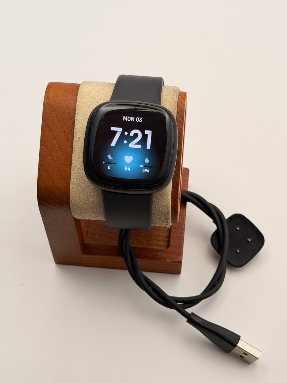 Fitbit Versa 3, Tested, Charger Included, Screen Protector, Black Case, Excellen